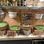 Karuizawa Marriott Hotel - サラダのディスプレイもお洒落