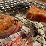 炭火焼肉 にく式 - 