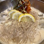 炭火焼肉 にく式 - 