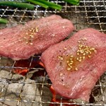 炭火焼肉 にく式 - 