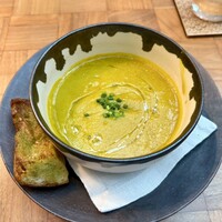 ザ タヴァン グリル＆ラウンジ - カボチャのスープ