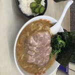 ラーメン 町田家 町田本店 - 