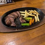 京橋 炉端焼 ロバ - ハラミステーキ一寸食べちゃった