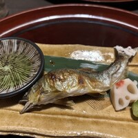 鍋と旬菜と京料理 花柳 - 鮎の塩焼き