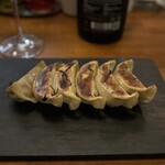 スタンドシャン食 TOKYO恵比寿 Champagne & GYOZA BAR - 
