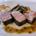 メゾン フジヤ ハコダテ - メイン料理　