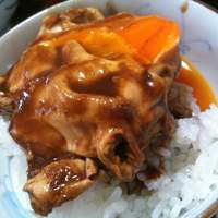 丹波篠山　近又 - 煮込んだ後の味噌をソースに卵丼（ぼたんコースについてます）