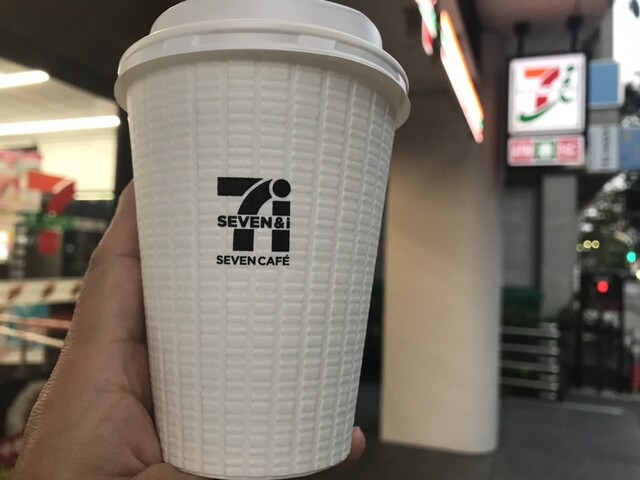 セブンイレブン 仙台榴岡3丁目店（SEVEN ELEVEN） - 宮城野通（コンビニ・スーパー）の写真