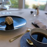 メゾン フジヤ ハコダテ - モンブラン、ホットコーヒー