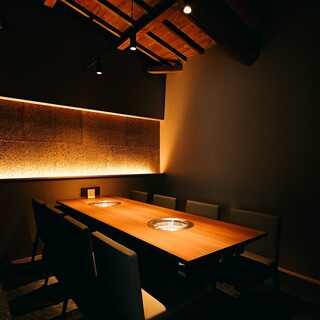 京町屋風の隠れ家空間。日本人がホッとする居心地の良い雰囲気