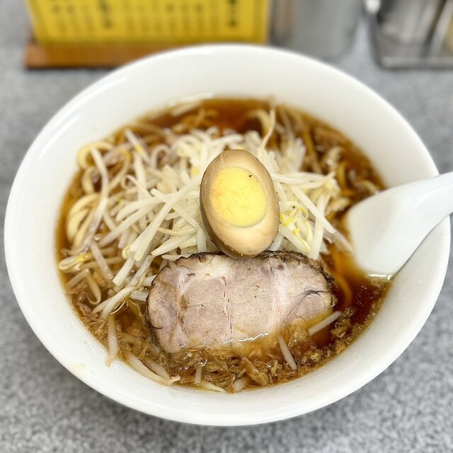 渋谷のネギ油が効いた老舗ラーメン屋「喜楽」』by ai-zoon