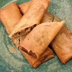 ドラゴン ショクドウ - 