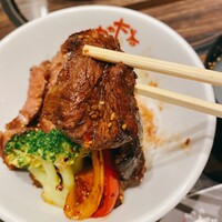 肉や大善 大名古屋ビルヂング店 - ハラミ肉のアップです