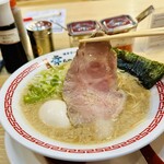 幸ちゃんラーメン - こってり豚骨ラーメン