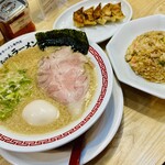 幸ちゃんラーメン - こってり豚骨ラーメン