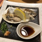 和食居酒屋虎視眈々 - 焼きカキ