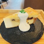 カフェ アンド ファクトリー パルケ - 