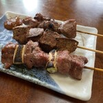 光屋 - かしら、レバー、タン下　各々130円