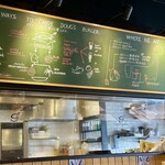 ダグズ・バーガー - 店内