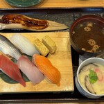 函館市場 - 料理写真:まんぷくセット