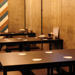 BOXX TOKYO - テーブル