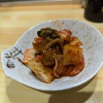 すずや - キムチ盛り合わせ（白菜のみ）