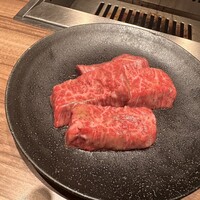 焼肉うしごろ 新宿三丁目店 - 