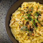 GOSS - 生ウニのクリームフェットチーネ