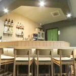 集い処 たっちゃん - カウンター席。お一人様でもお気軽にお立ち寄りください♪