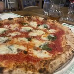 ア フェネステッラ - 