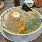 久留米とんこつラーメン 松山分校 - 