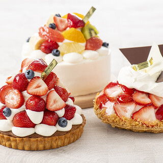 特別な日を彩る［デコレーションケーキ］