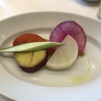 トラットリア グランボッカ - シンプルに野菜の味を楽しめる前菜
