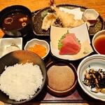 音音 - 北海道いくら本鮪刺身と天麩羅御膳