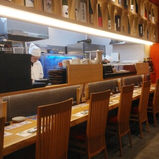 魚河岸直営 いけす海鮮 ろ組_2