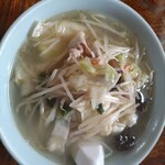 五十番 - 料理写真:湯気まで写りそうな丼面！タンメン旨い。