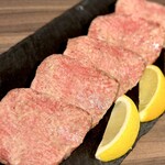 ホルモン コウ - 