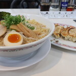 餃子の王将 - 餃子の王将ラーメン（大盛）＆餃子