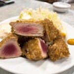伊勢屋食堂 - カツオ半生フライ