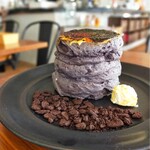 512 CAFE＆SWEETS - ・焼き芋ブリュレパンケーキ1980円
　2日連続おじゃま。中にカスタードが入ってなかったと後でインスタのpostで気づく。リベンジで次の日。お店に伝えたらしっかり入ってました。