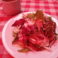 表参道 バッカス - セットにはサラダとスープとドリンクが付く
