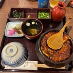 あつた蓬莱軒 本店 - 