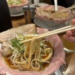 ラーメン大戦争 西新宿店 - 