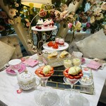 HAUTE COUTURE CAFE OMOTESANDO - Rose berry soda付き★Antique Rose Afternoon Tea