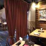 イタリアンダイニング カフェ ハーレーパーク - 店内はゆったりしています