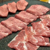 東京食肉市場直送 肉焼屋 D-29 広尾店 - 