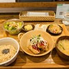 玄米カフェ 実身美  京橋店