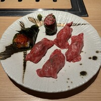 うしうらら - 肉寿司
