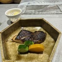 鮨 無垢/鮨 白銀 - 