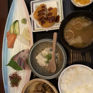 あきじろう あきじろうのご予約 - いよ立花/日本料理 | 食べログ